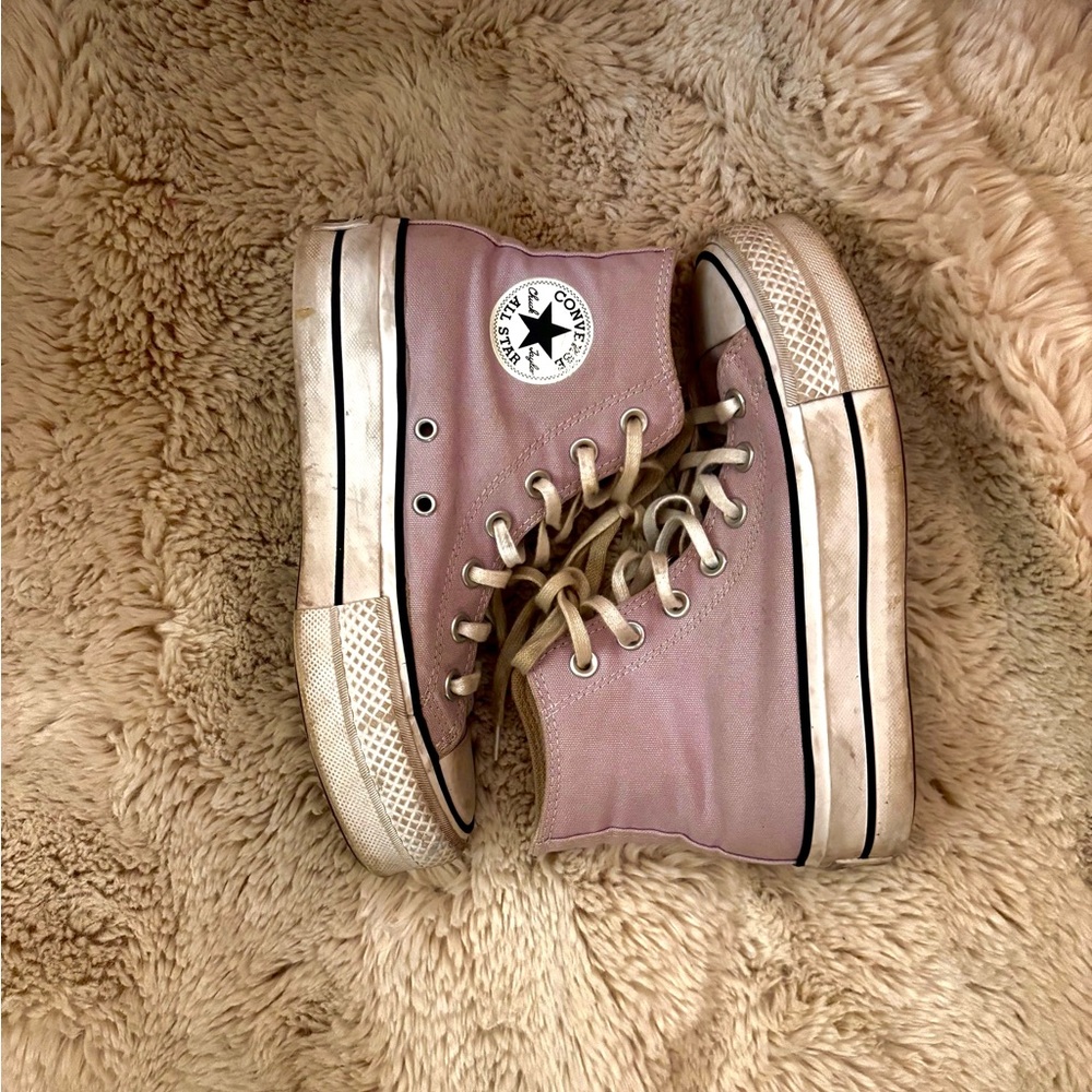 Converse High-Tops in Dusty Pink/Lavender purple